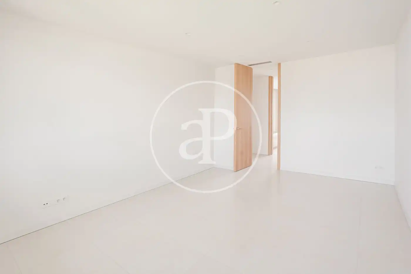 Bedroom of Flat for rent in Pozuelo de Alarcón  with Air Conditioner, Heating and Private garden