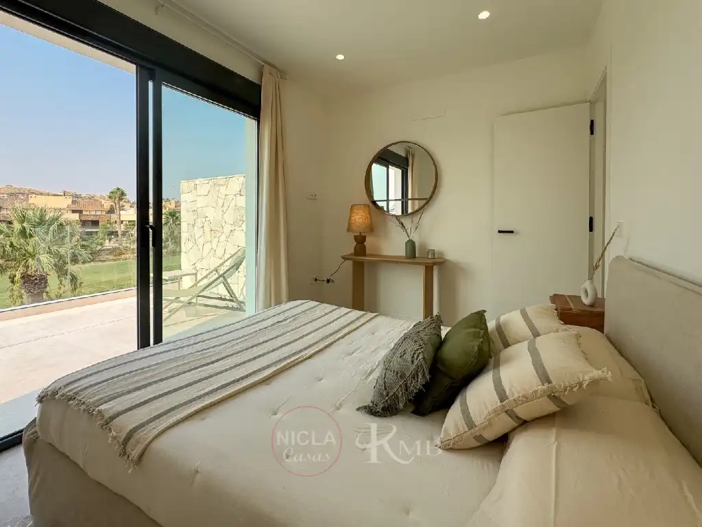 Dormitori de Casa o xalet en venda en Vera amb Aire condicionat, Terrassa i Piscina