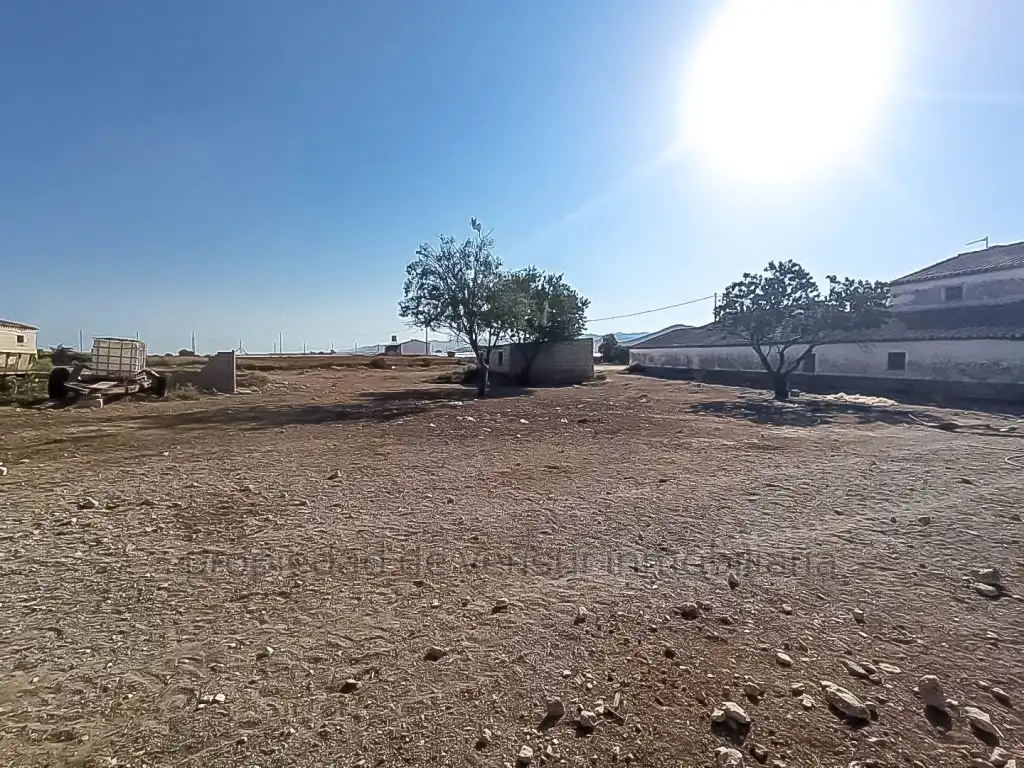 Country homes for sale in Lorca