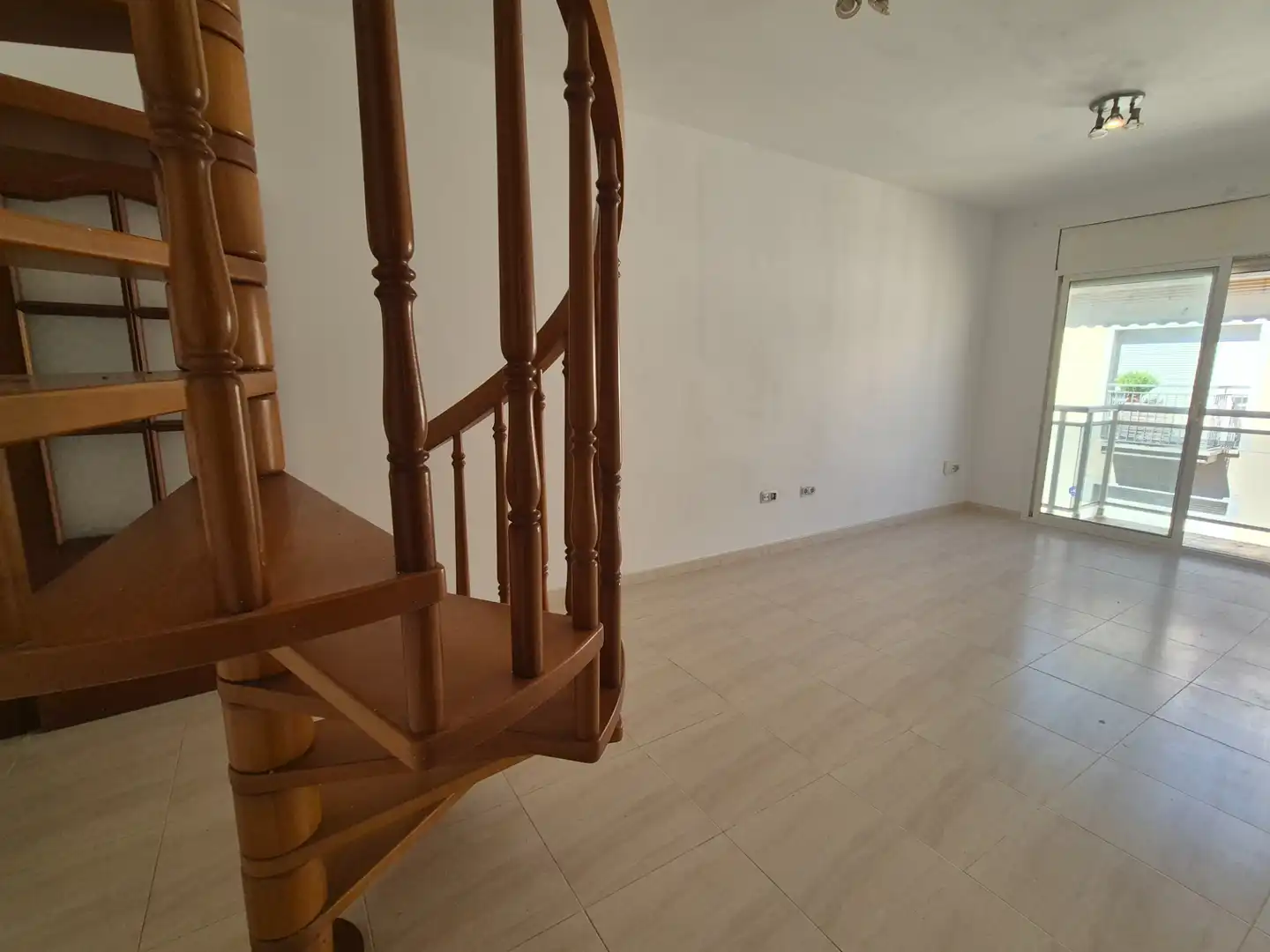 Attic for sale in Roda de Berà  with Terrace, Oven and Balcony