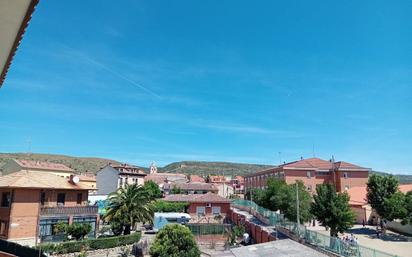 Exterior view of Duplex for sale in Torrelaguna  with Terrace and Balcony