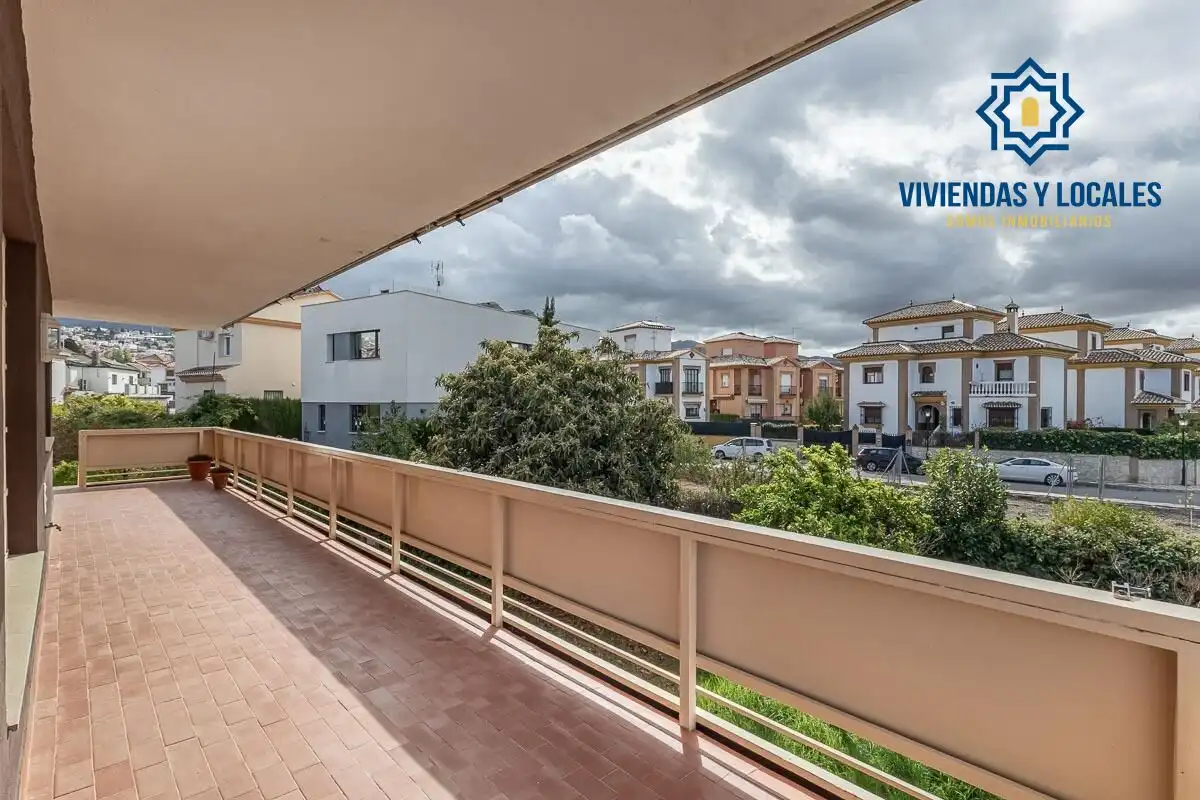 Casa con terrazza in vendita a Avenida HUETOR VEGA, imagen 27