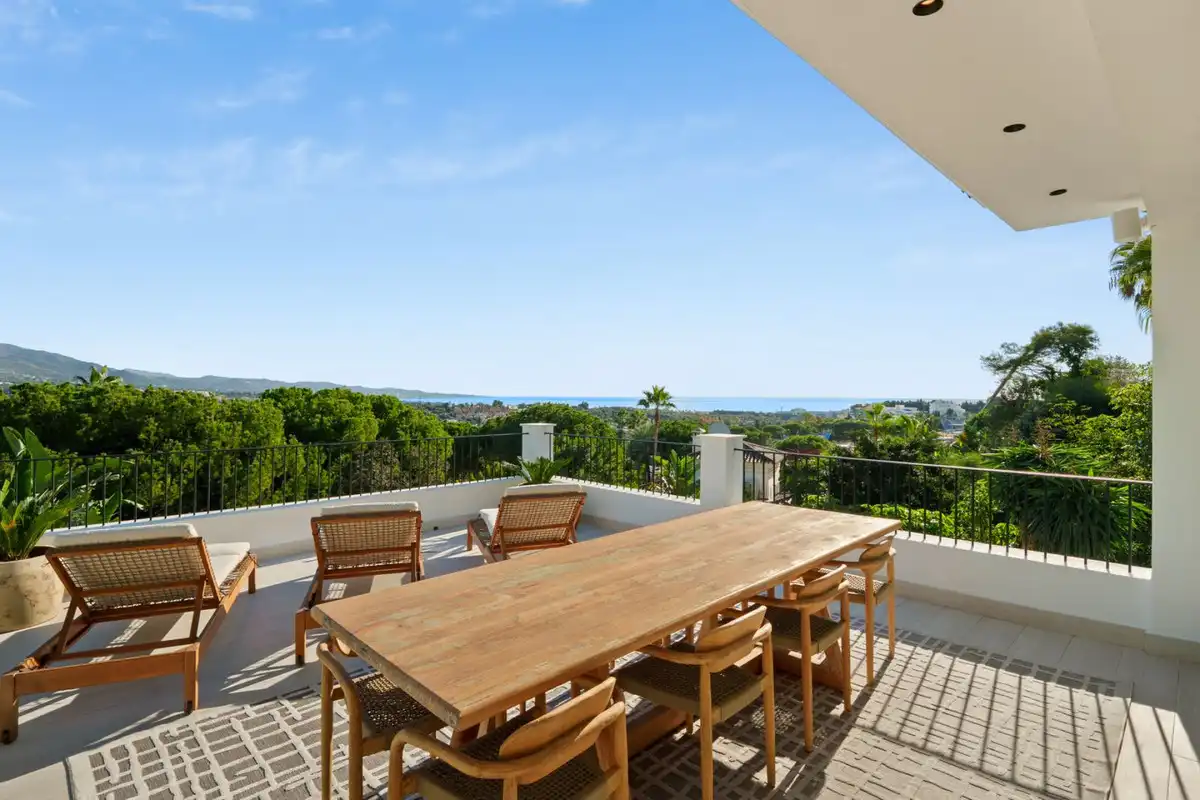 Villa mit Pool zum Verkauf in Nueva Andalucía, imagen 19