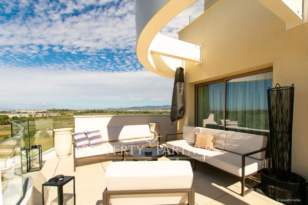 Terraza de Dúplex en venta en El Puig de Santa Maria con Aire acondicionado, Calefacción y Jardín privado