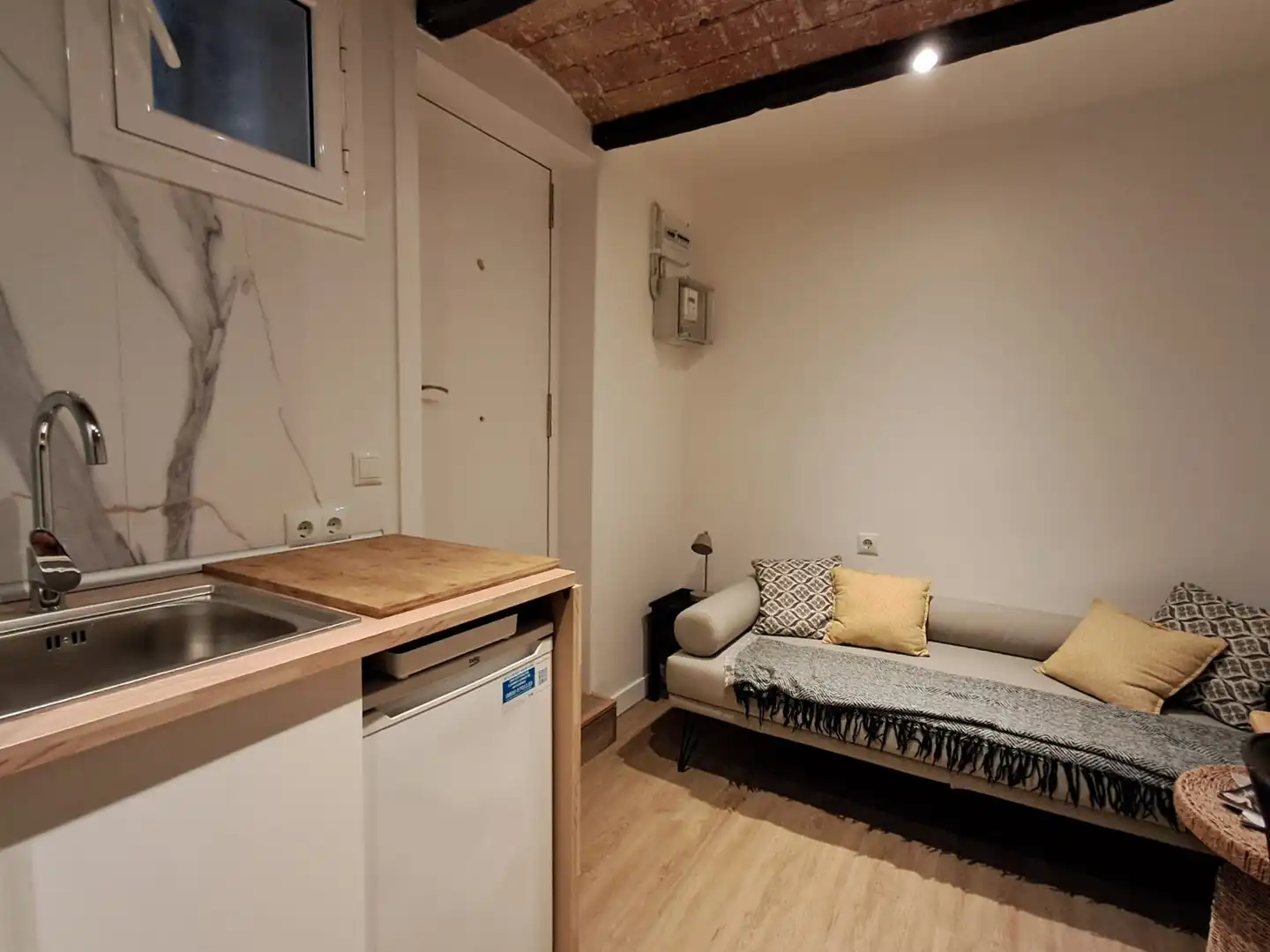 Estudio en venta en Barcelona con Parquet y Amueblado