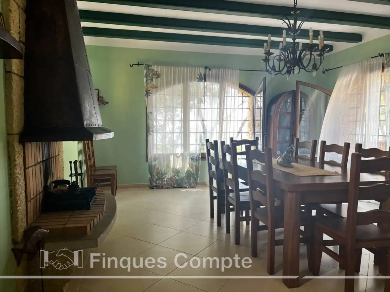 Comedor de Casa o chalet en venta en Roda de Berà con Jardín privado, Terraza y Piscina