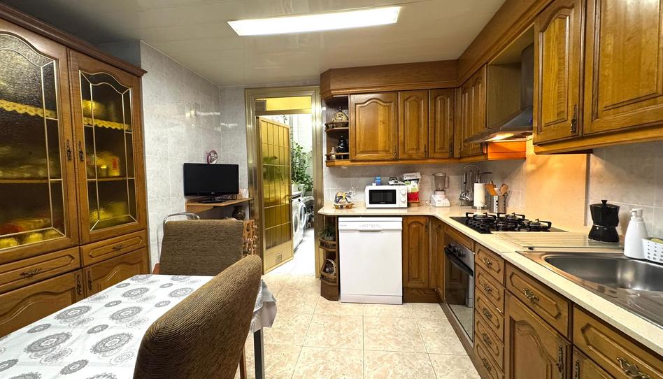 Foto 1 de Piso en venta en La Salut, Barcelona