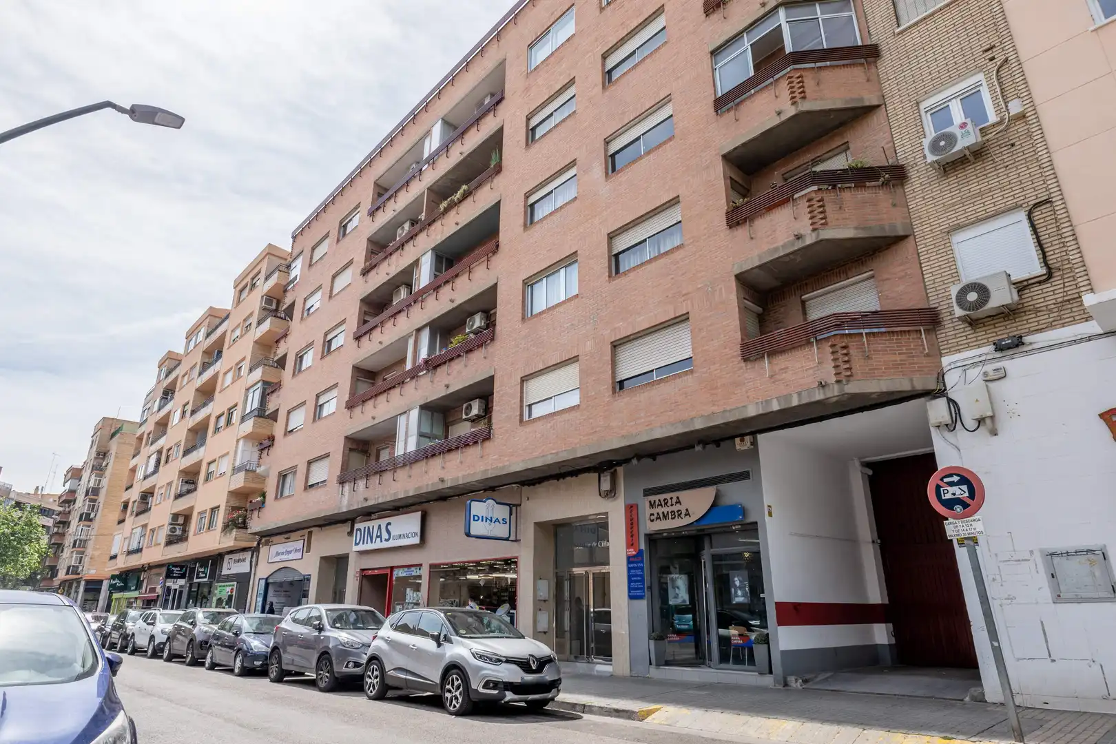 Vista exterior de Pis en venda en Zaragoza amb Calefacció, Terrassa i Balcó