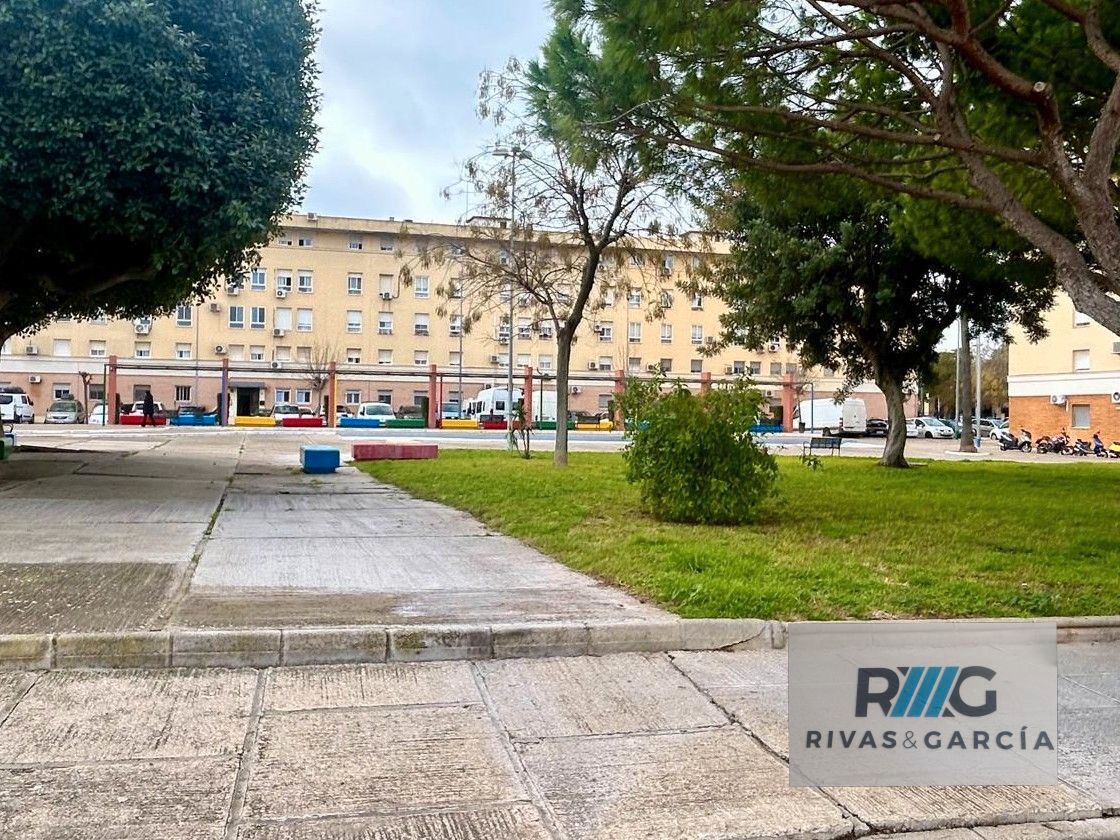 Exterior view of Flat for sale in Jerez de la Frontera  with Air Conditioner