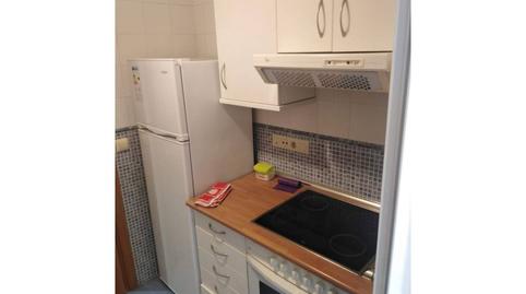 Foto 4 de Apartament de lloguer a Calle Covarrubias, Avenida Europa - San Antón,  Toledo Capital
