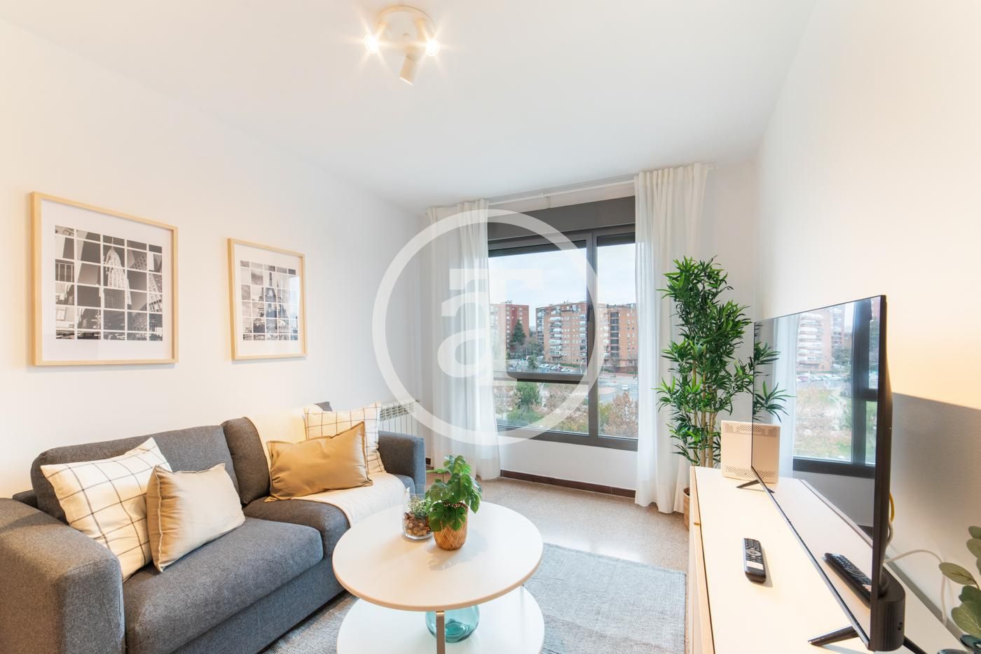 Living room of Flat to rent in  Madrid Capital  with Heating, Furnished and Oven