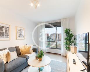Living room of Flat to rent in  Madrid Capital  with Heating, Furnished and Oven