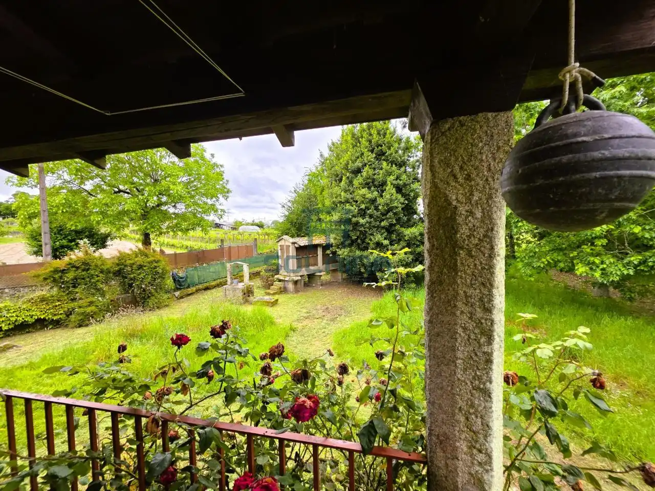 Jardí de Casa o xalet en venda en Ourense Capital  amb Calefacció i Jardí privat