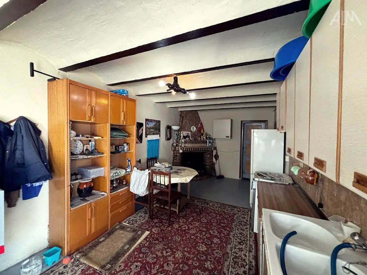 Kitchen of Houses for sale in Llanos del Caudillo  with Heating and Storage room
