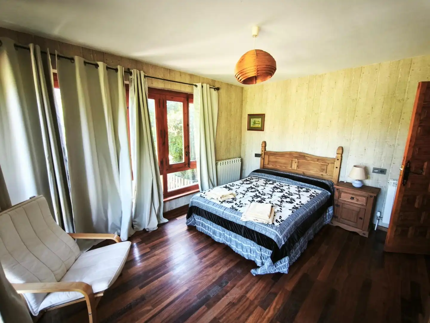 Habitación de Casa o chalet en venta en San Andrés del Rabanedo con Calefacción, Terraza y Piscina