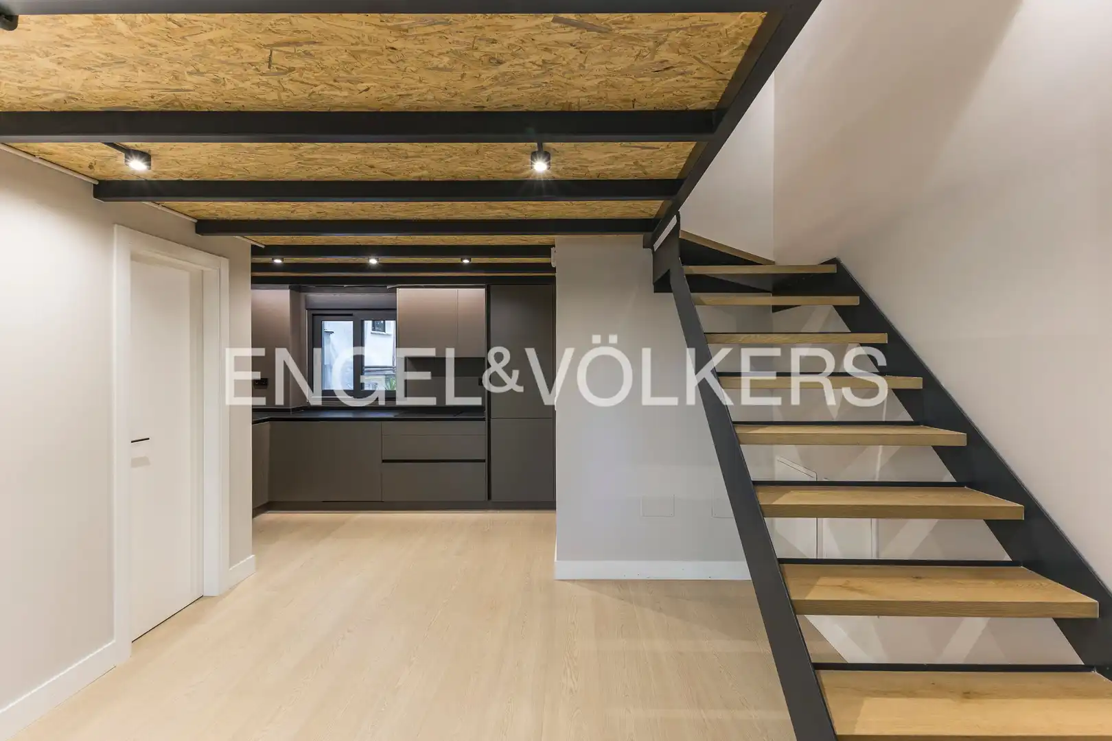 Apartments for rent in Madrid  with Air Conditioner and Heating