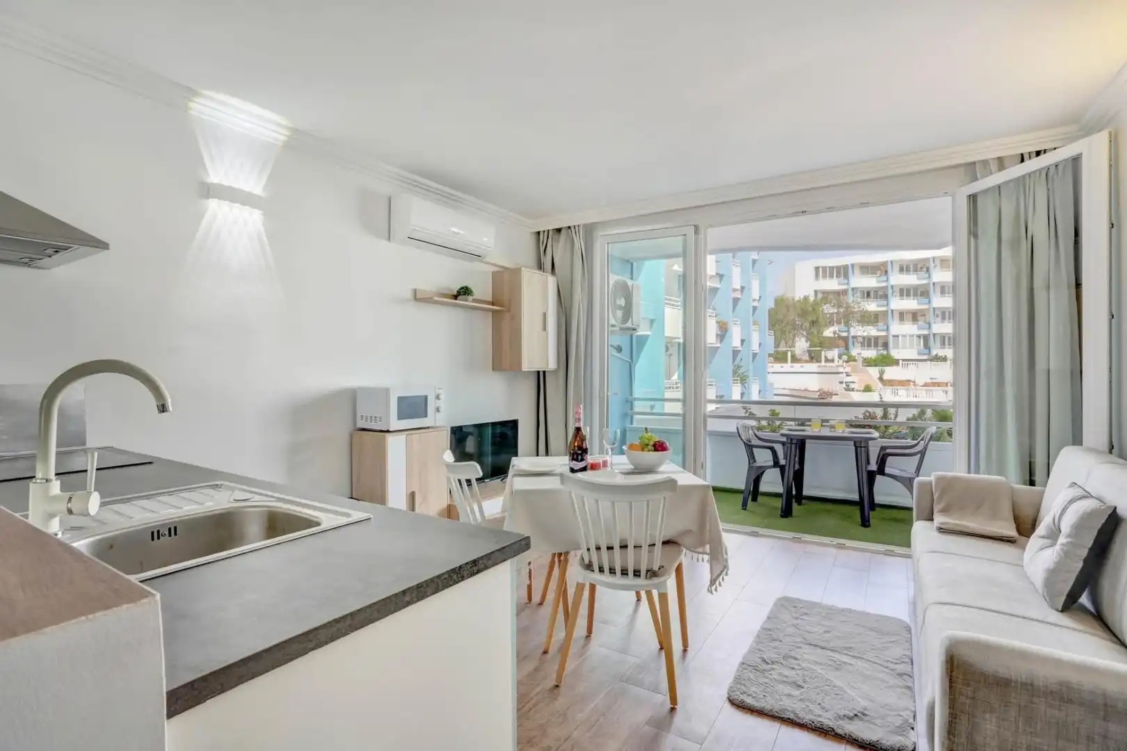Kitchen of Study for rent in San Miguel de Abona  with Air Conditioner, Terrace and Furnished