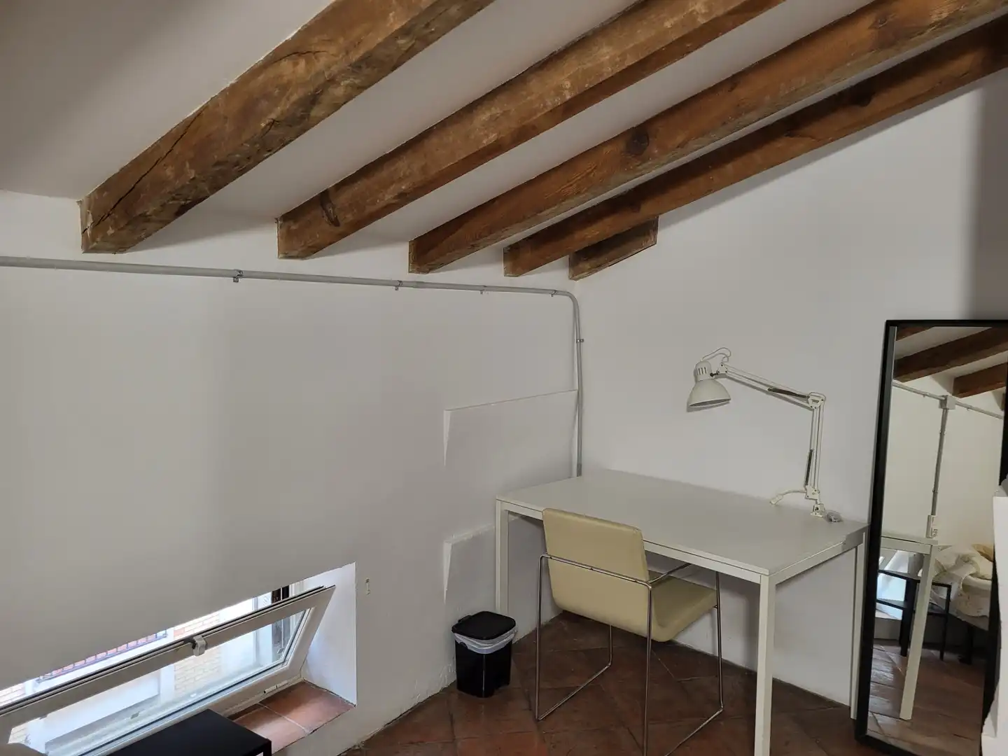 Habitación en Carrer dels Cadirers, 13, El Mercat
