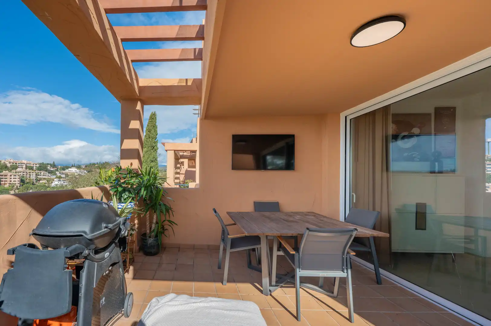 Terrassa de Apartament en venda en Marbella amb Terrassa, Traster i Piscina