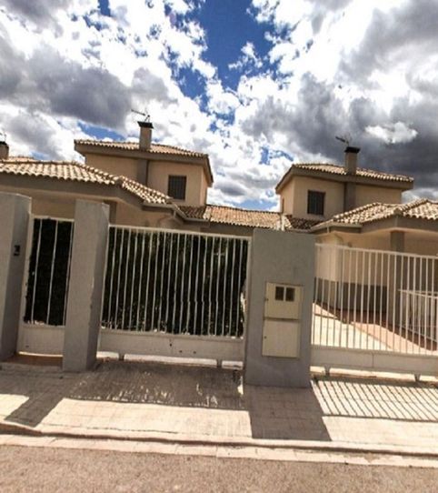 Foto 2 de Casa o chalet en venta en Colònia Motor del Vicari, 827, Montserrat, Valencia