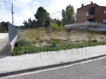 Terreny residencial en venda a Avenida Montserrat
