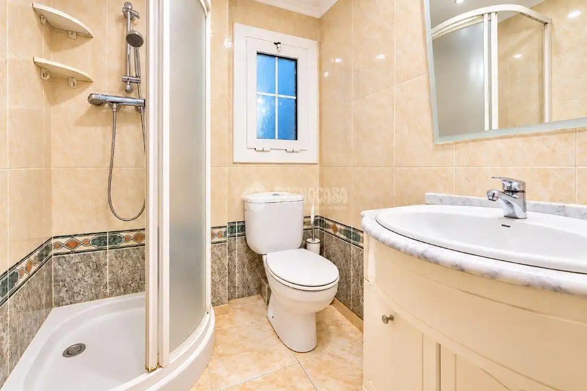 Badezimmer von Wohnung zum Verkauf in Sant Andreu - Gassó Vargas