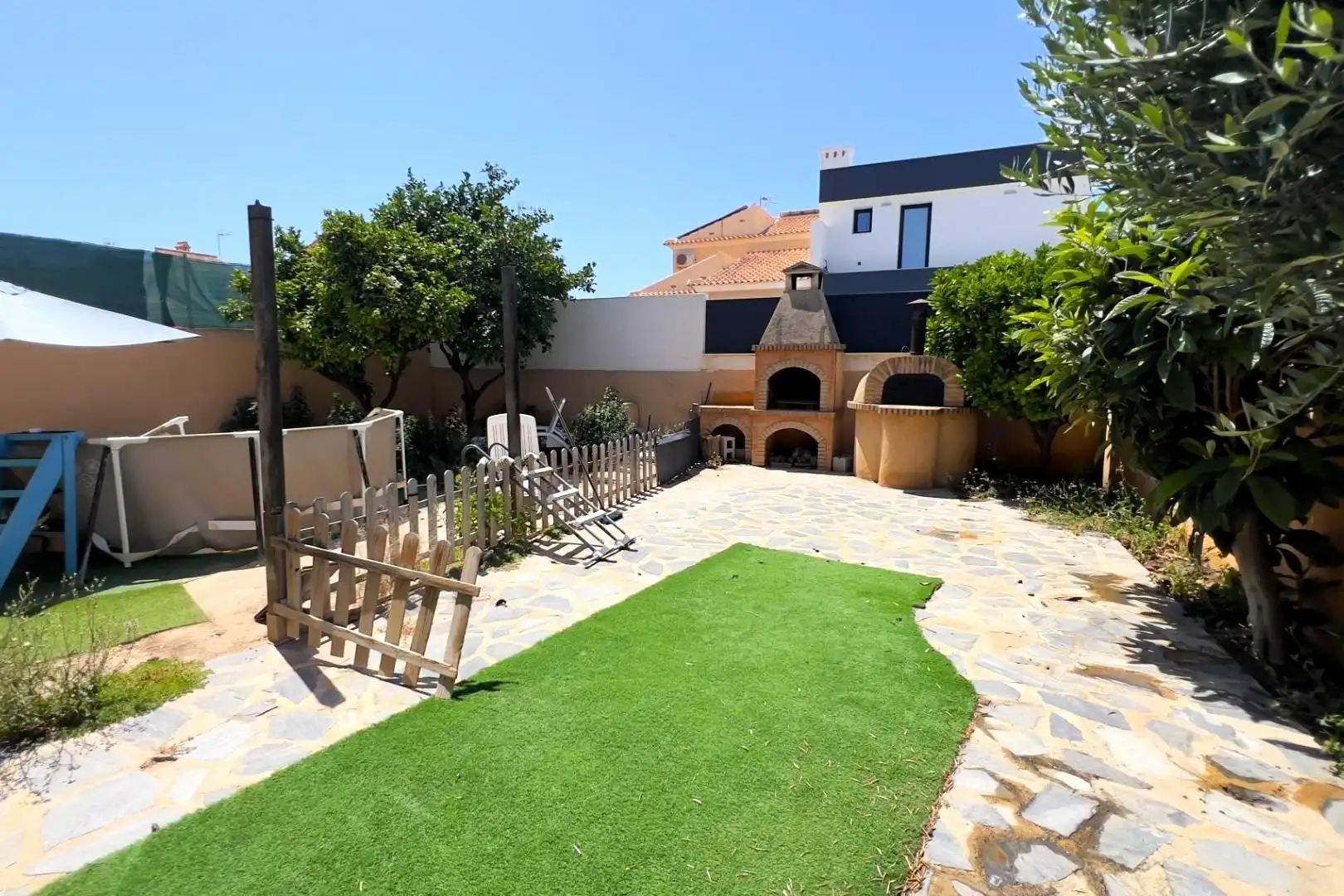 Casa pareada con jardín en venta en Calle C. Meridiano 4, imagen 10