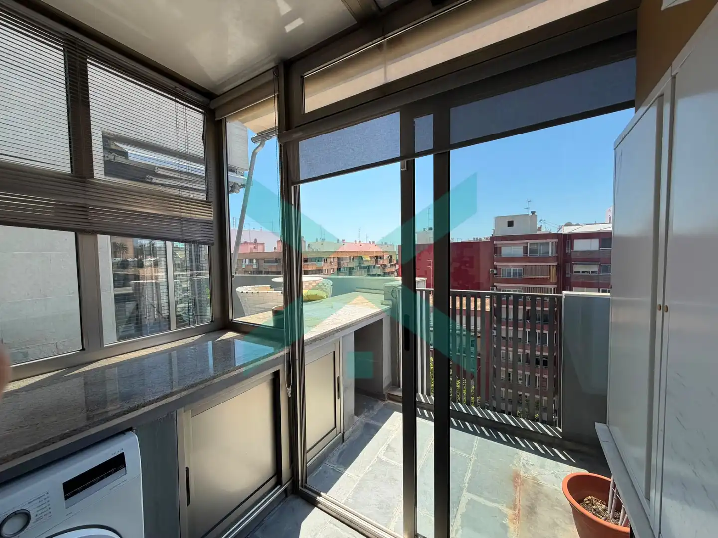 Ático con terraza en venta en Avinguda General Marvá, imagen 2