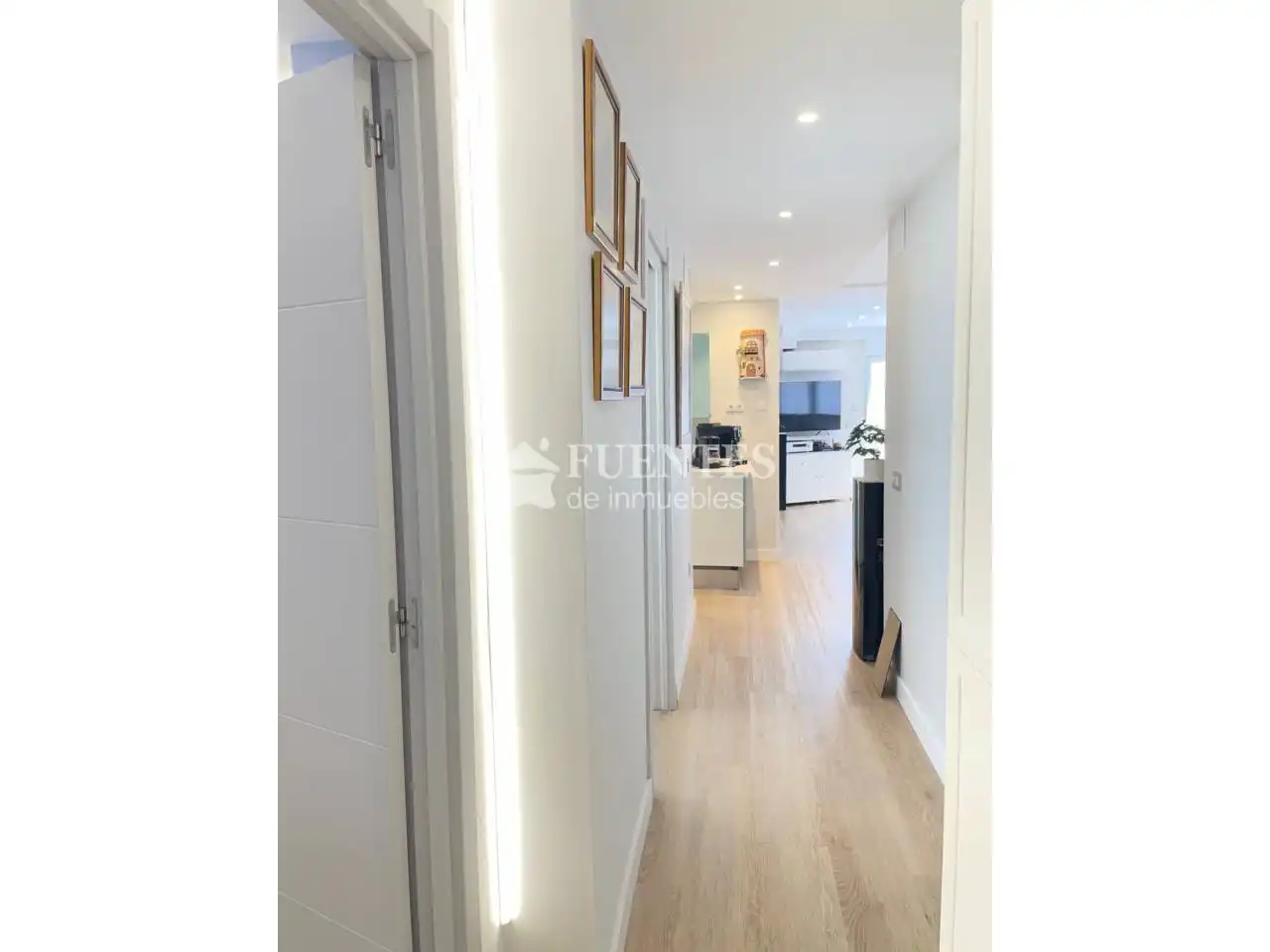 Piso en venta en Alicante / Alacant con Aire acondicionado, Calefacción y Terraza