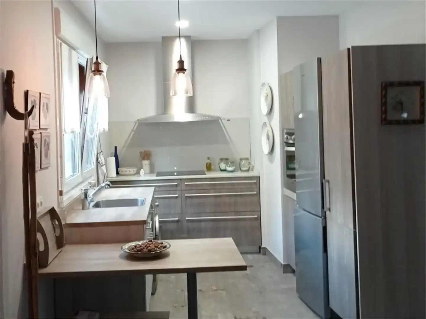Cocina de Casa adosada en venta en Mecerreyes con Trastero, Amueblado y Horno