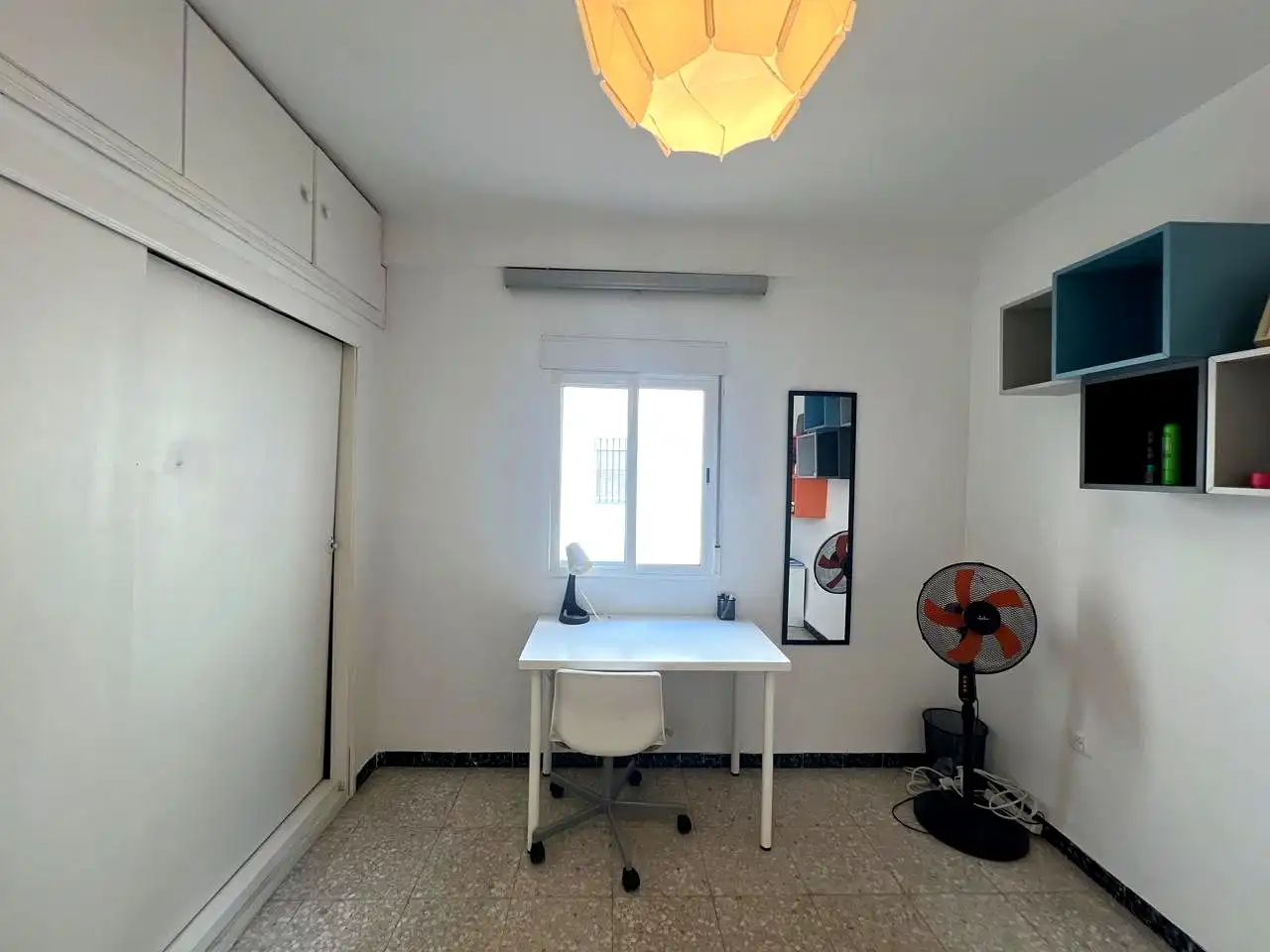 Flat for rent in Segre, El Plantinar – Avda. La Paz - El Juncal
