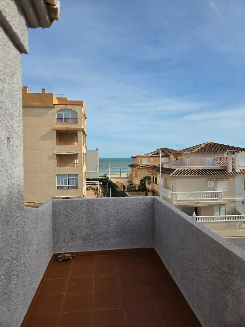 Habitación de Casa adosada en venta en Sueca con Aire acondicionado, Terraza y Amueblado