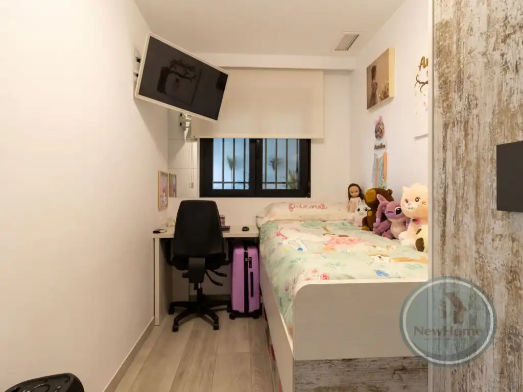 Wohnung zum Verkauf in Calle Gral Gutierrez Mellado, El Travaló - Martínez Valero
