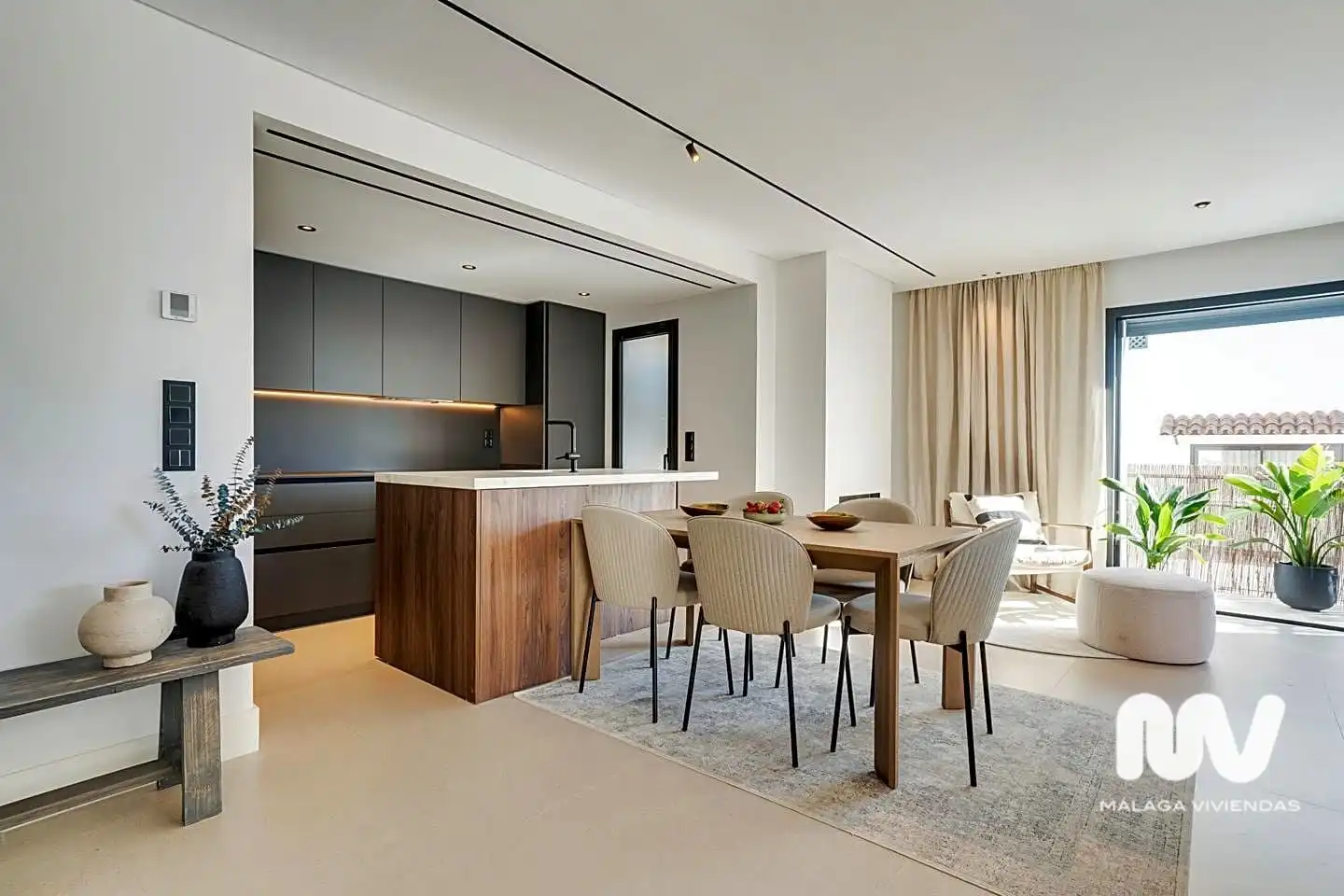 Dúplex con piscina en venta en Milla de Oro, imagen 3