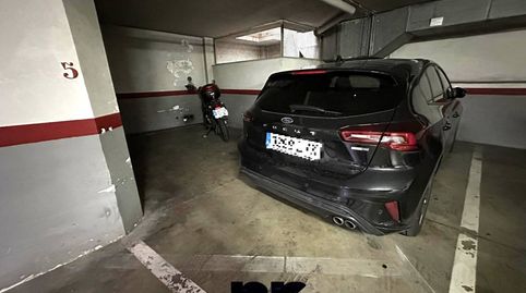 Foto 2 de Garaje de alquiler en Rambla Sant Jordi, Centre, Ripollet