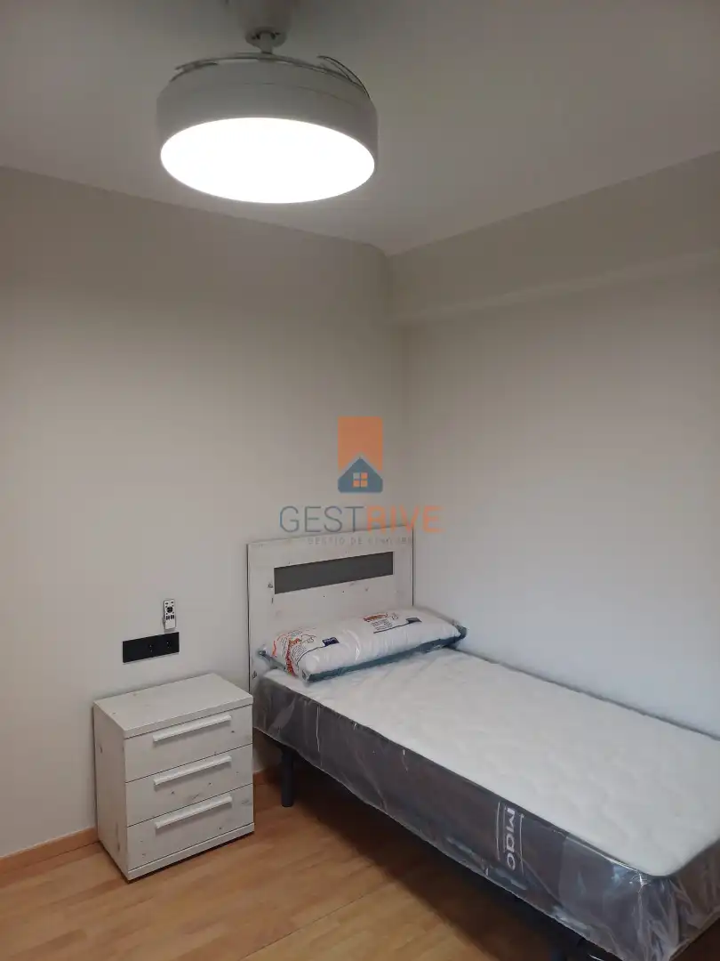 Flat for rent in Carrer del Riu Ebre, Cappont