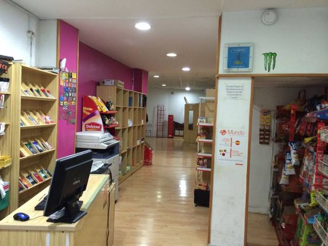 Local comercial en Venta en Fundadora de las Siervas de Jesus Kalea en Casco Viejo