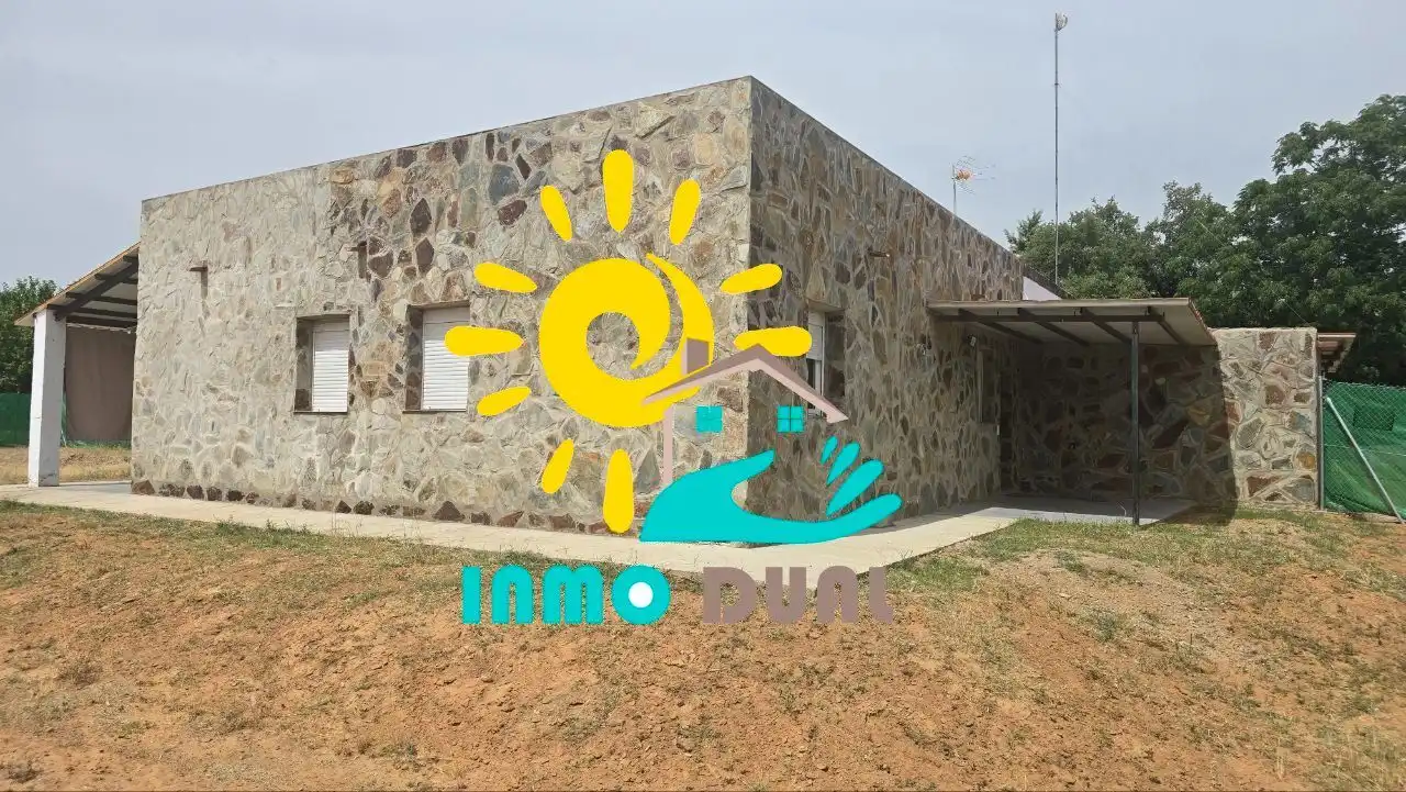 Vista exterior de Residencial en venta en Badajoz