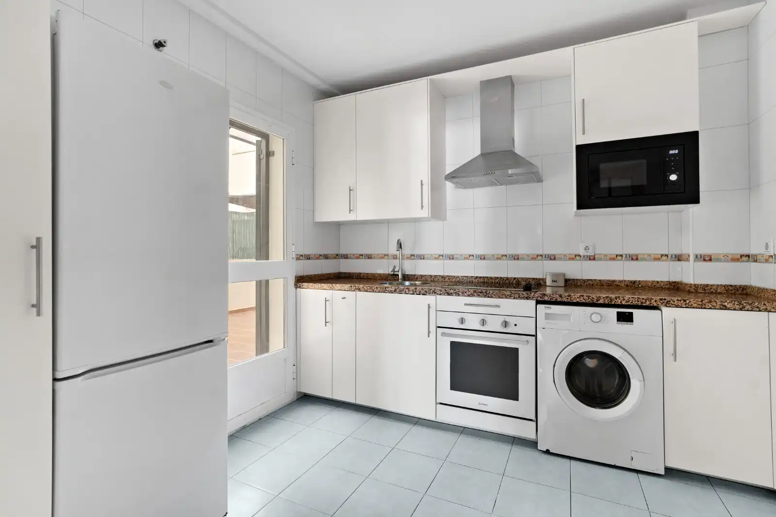 Küche von Wohnung zum Verkauf in Cártama mit Terrasse und Möbliert