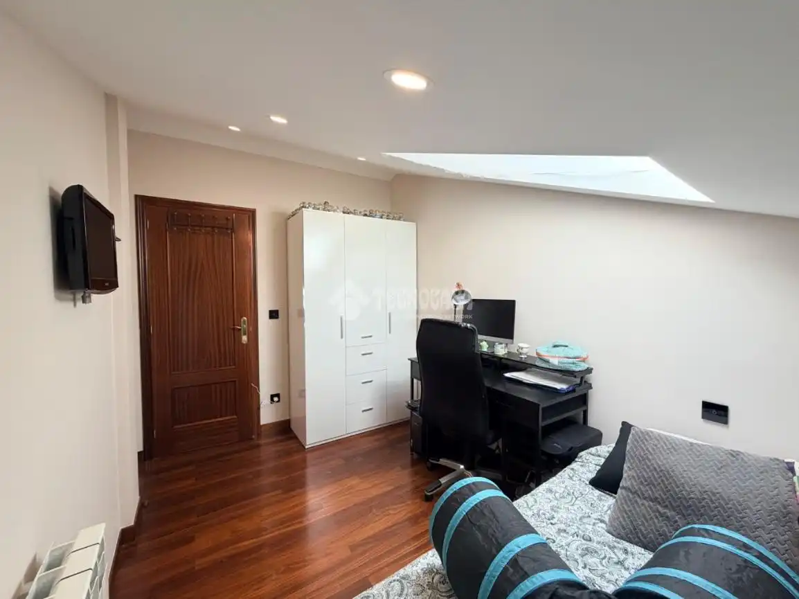 Casa adosada en venta en Guriezo con Calefacción, Jardín privado y Balcón