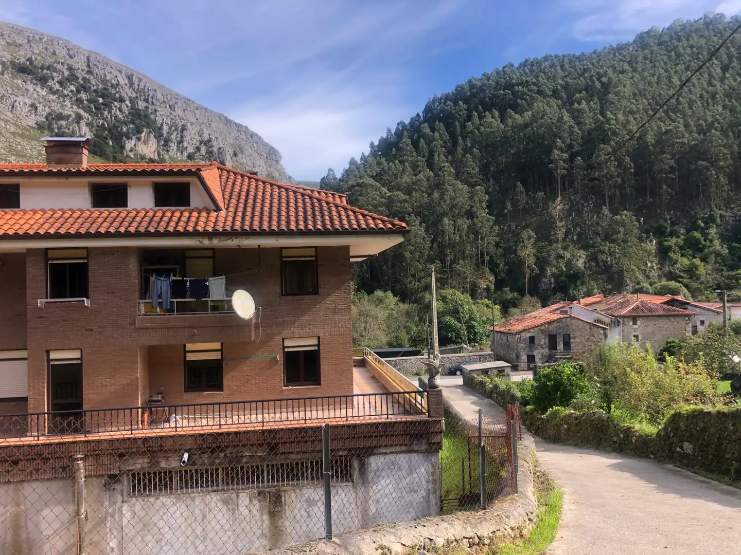 Vista exterior de Planta baja en venta en Miera con Jardín privado