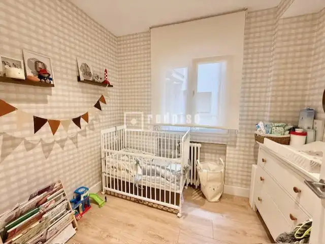 Habitación de Piso en venta en Madrid con Calefacción y Terraza