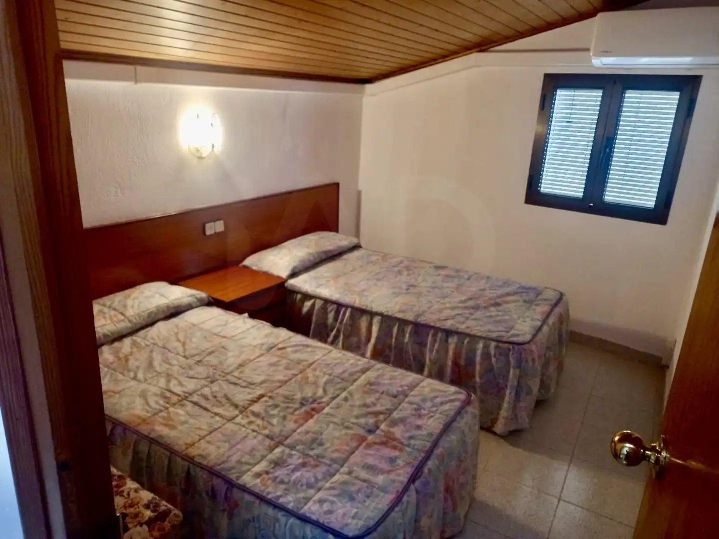 Schlafzimmer von Country house zum Verkauf in Castigaleu mit Klimaanlage und Heizung