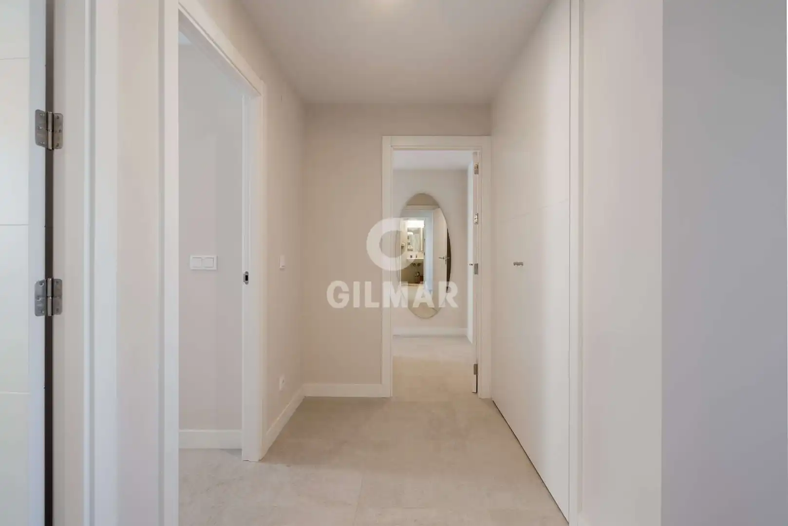 Ático en venta en Estepona con Calefacción, Trastero y Piscina