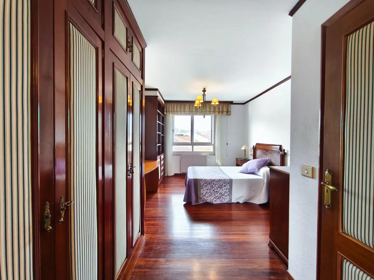 Bedroom of Flat for rent in Santiago de Compostela   with Heating and Furnished
