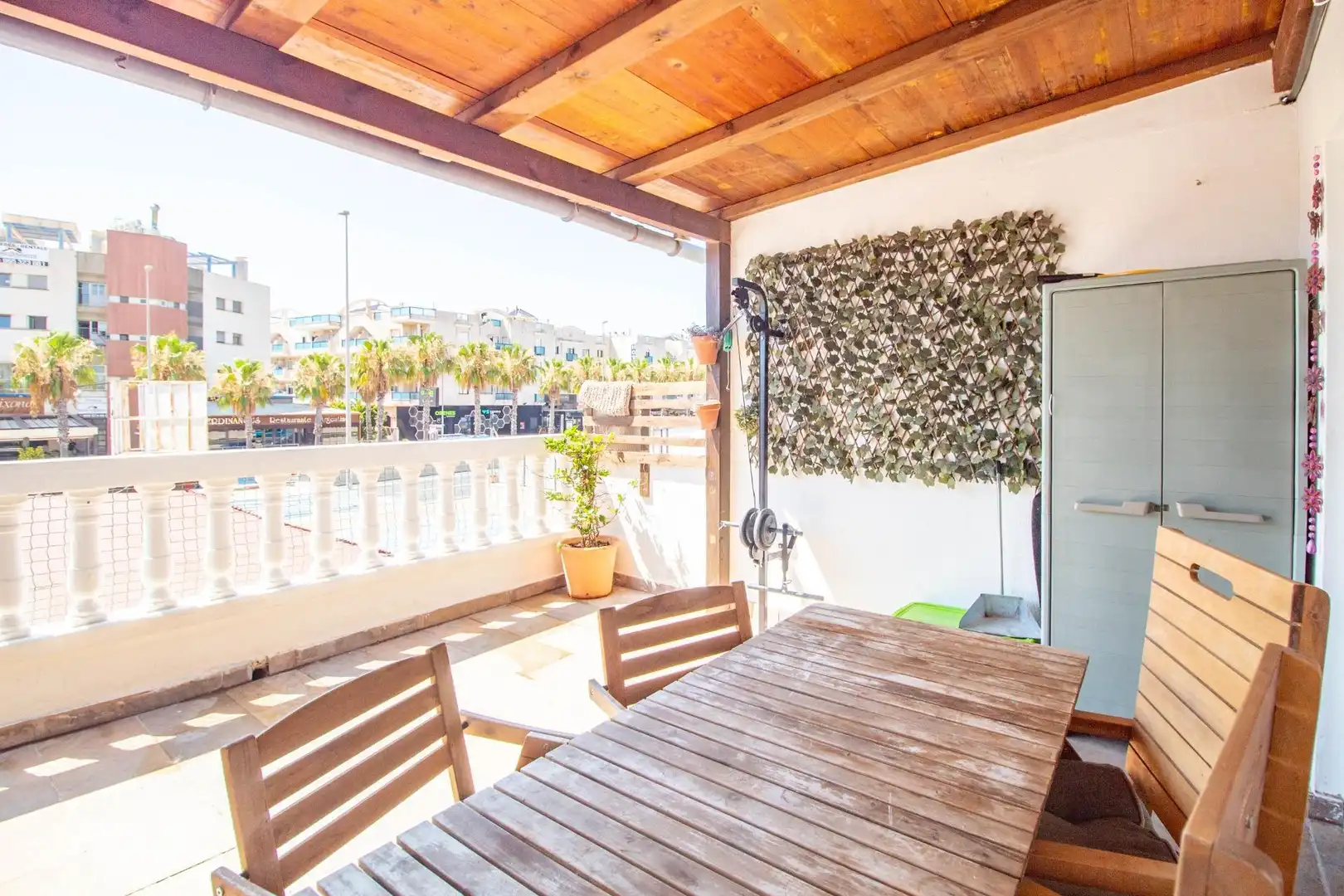 Terrassa de Casa o xalet en venda en Orihuela amb Aire condicionat, Jardí privat i Terrassa