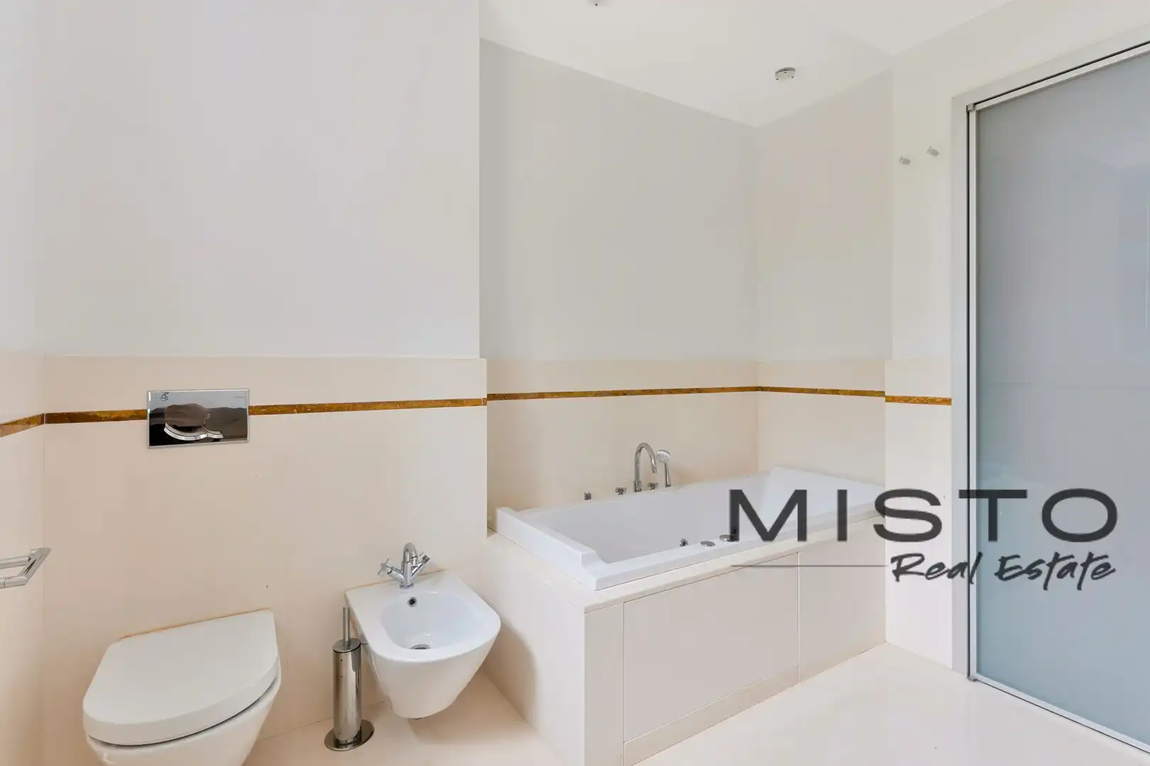 Terraced house with pool for sale in Calle Verdi-ur Sierra Blanca, imagen 16