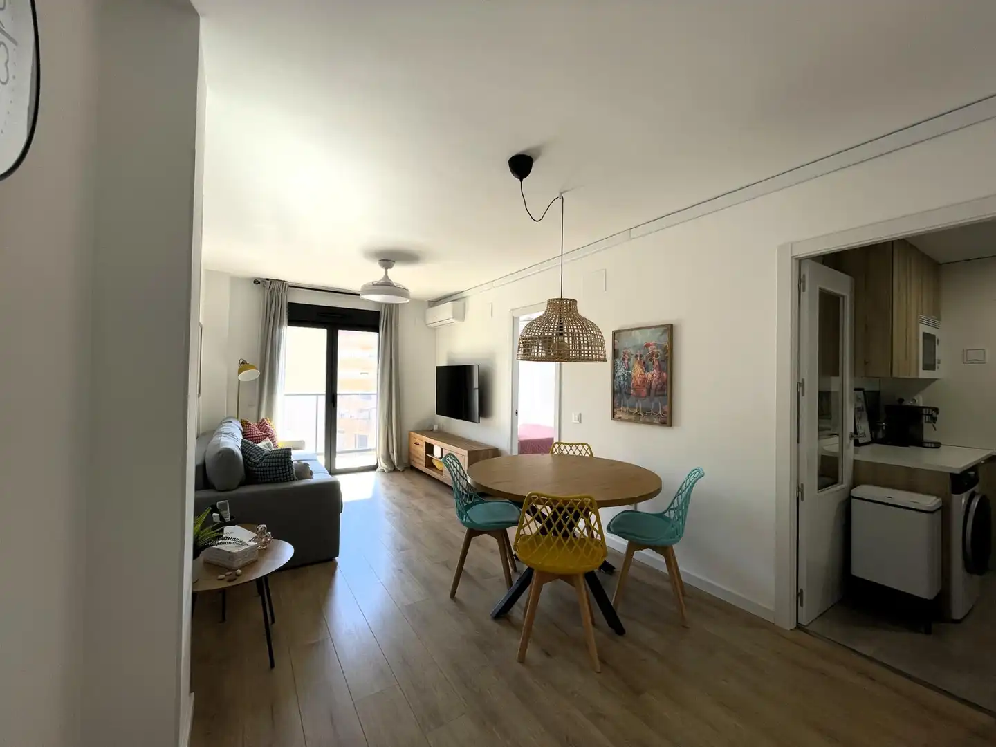 Apartment with lift to rent in Calle TORREBLANCA 12