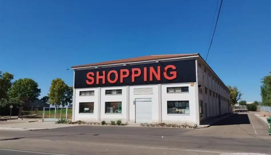 Nau industrial en venda en Don Benito