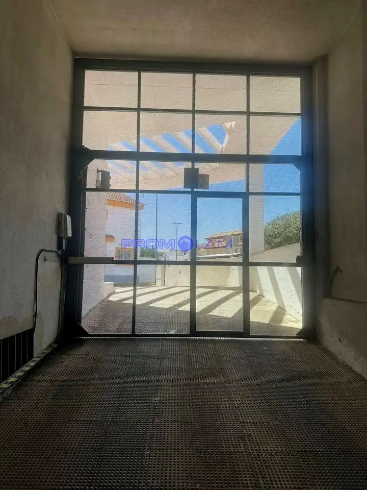 Piso en venta en Gelves con Terraza